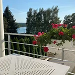 Likusy - Przy Plazy Nad Jeziorem Ukiel Z Bezplatnym Prywatnym Parkingiem I Klimatyzacja * Olsztyn (Warmian-Masurian)