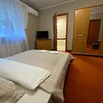 Likusy - Przy Plazy Nad Jeziorem Ukiel Z Bezplatnym Prywatnym Parkingiem I Klimatyzacja Pensionat *