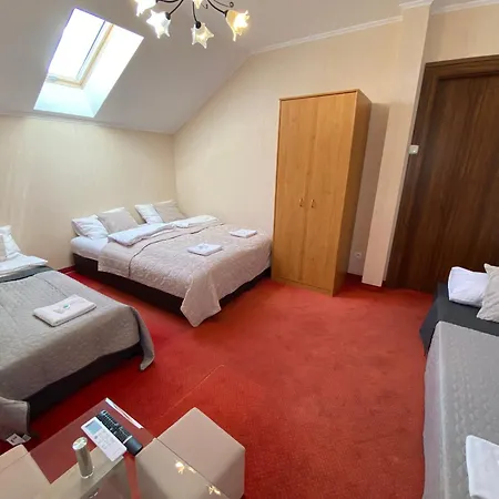 Likusy - Przy Plazy Nad Jeziorem Ukiel Z Bezplatnym Prywatnym Parkingiem I Klimatyzacja 招待所 奥尔什丁