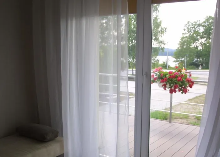 Guest house Likusy - Przy Plazy Nad Jeziorem Ukiel Z Bezplatnym Prywatnym Parkingiem I Klimatyzacja *