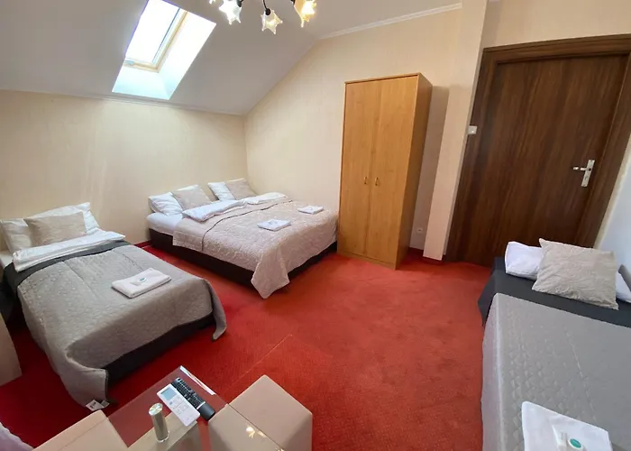 Likusy - Przy Plazy Nad Jeziorem Ukiel Z Bezplatnym Prywatnym Parkingiem I Klimatyzacja Guest house Olsztyn (Warmian-Masurian)