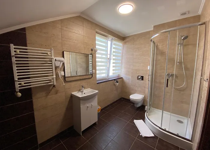 Likusy - Przy Plazy Nad Jeziorem Ukiel Z Bezplatnym Prywatnym Parkingiem I Klimatyzacja Olsztyn (Warmian-Masurian)